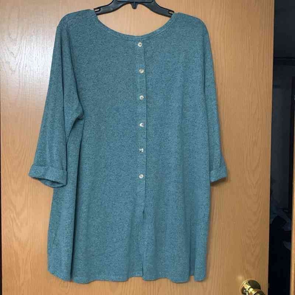 Blue Button-Back Women's Top